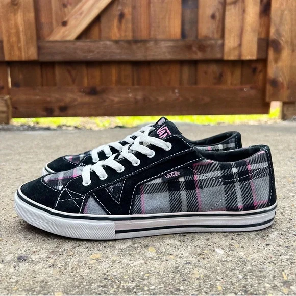 (Sold) Vans Plaid Skate Shoe Sneaker Pink Black Plaid Emo Draculara Tory Herring - Picture 2 of 12